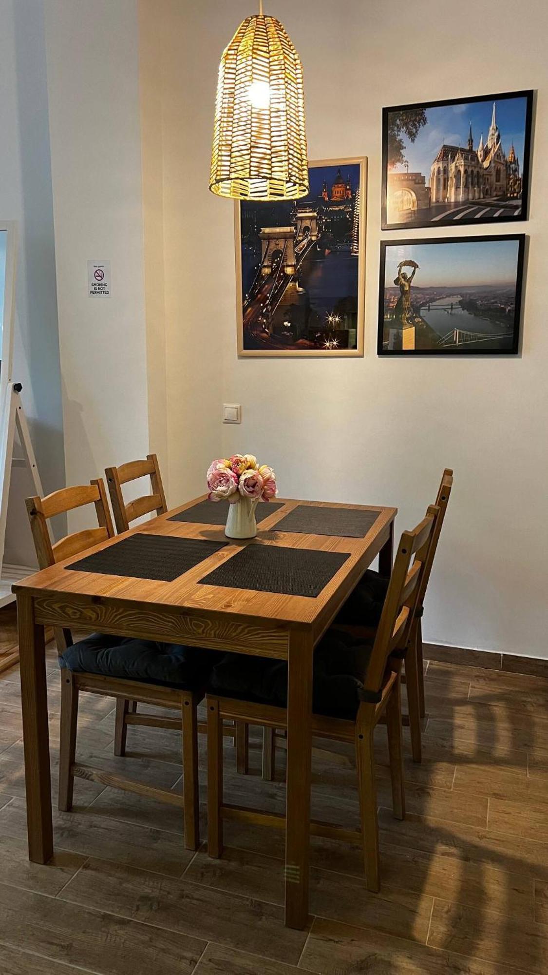 West Budapest Apartman Екстер'єр фото